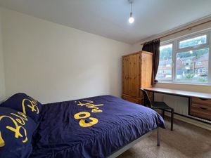 Photo 25- click for photo gallery